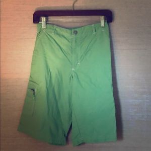 Boys NWOT quick dry Kitestrings shorts. Size 12